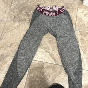 Women’s gymshark leggings. Small